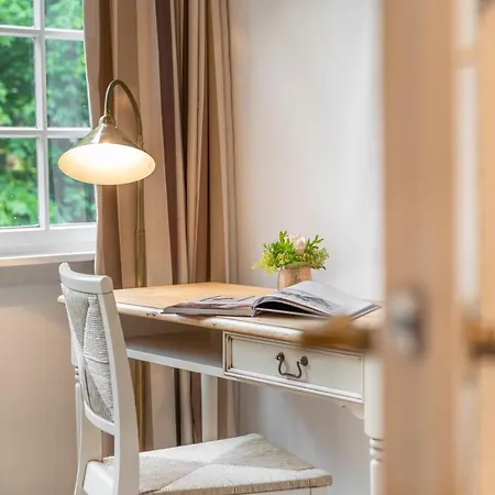 Geldernhaus Garni Hotel 3*