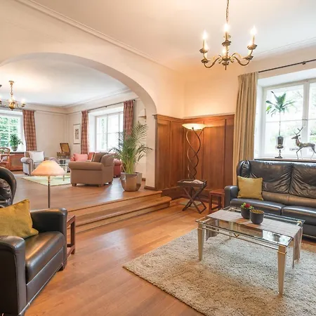 Geldernhaus Garni Hotel 3*